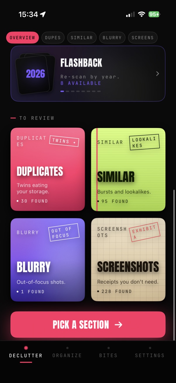 LuminaClean Flashback and cleanup sections: duplicates, similar, blurry, screenshots